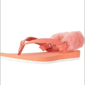 Ugg Sandals for Big Kids - girl size 5